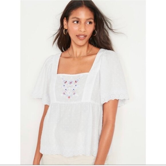 Old Navy Tops - Old Navy White Flutter Sleeve Tie Back Top XXL Embroidered Floral Boho